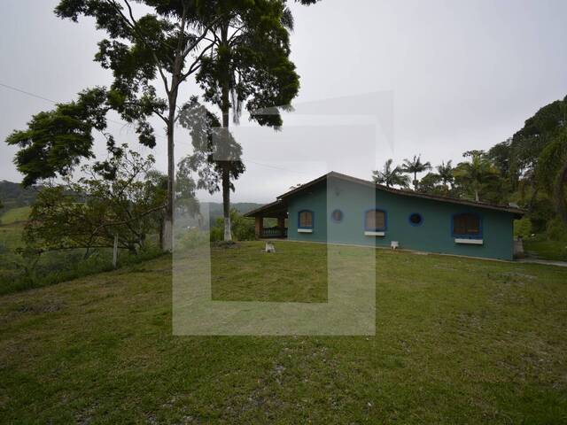 Sítio para Venda em Juquitiba - 2