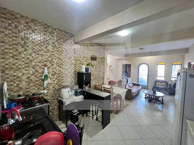 Casa para Venda em Juquitiba - 5