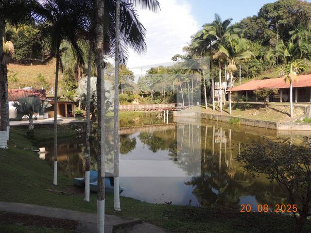 Venda em Centro - Juquitiba