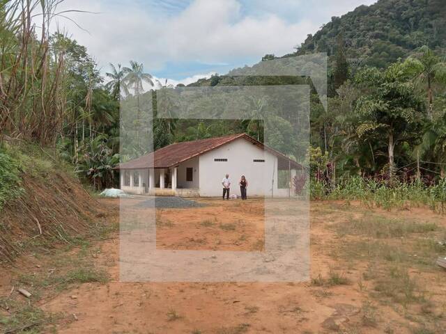 Venda em Centro - Miracatu