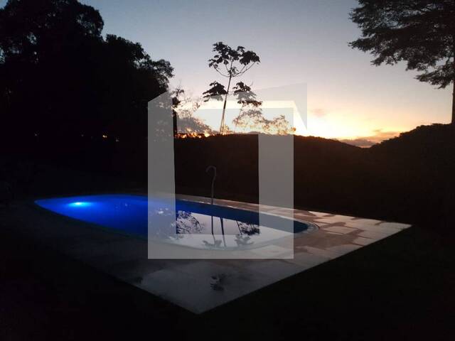 Venda em Centro - Juquitiba